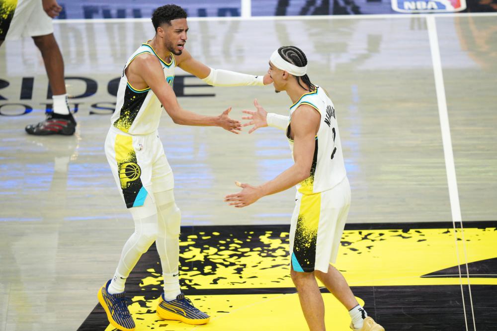 广州队凭借 广州队凭借